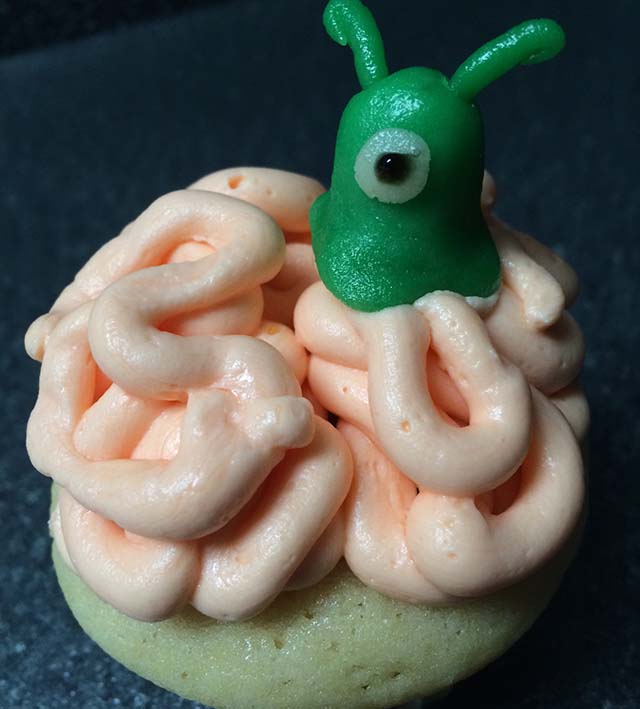 Brain-Slug-Cupcake-1