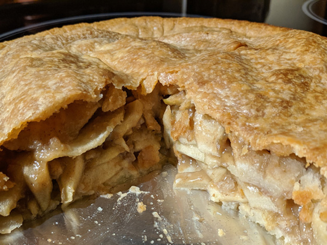 MonaSimpson_Apple-Pie